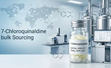 7-Chloroquinaldine vial (CAS 4965-33-7, ≥99% GC purity) with lab analysis equipment and pharma manufacturing background.